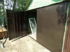 Ворота с установкой в металлический гараж