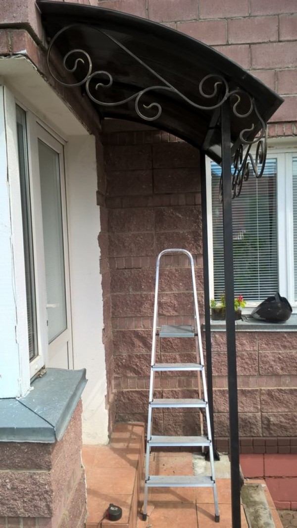 Козырек для входа на дачу Новогорск