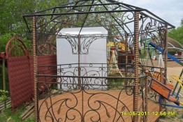 Шестиугольная беседка на дачу