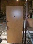 Дверь под ламинат