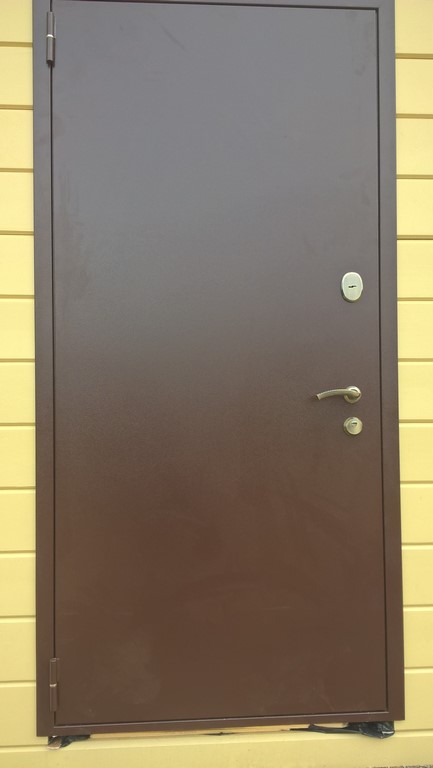 Доставка и установка дверей стальных в Ивантеевке