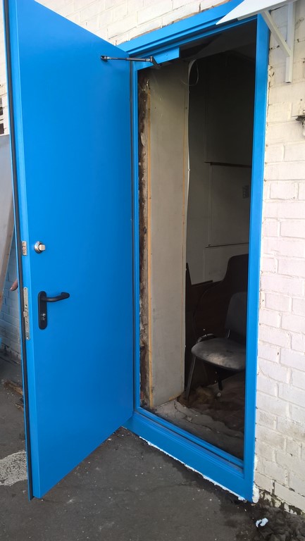 Покрас стальной двери по каталогу ралл