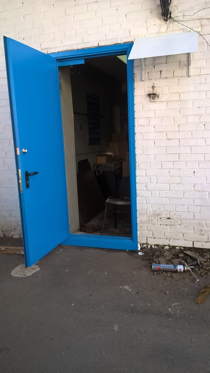 Двери железные уличные цена