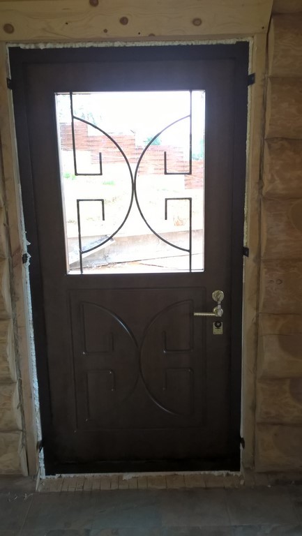 Дверь в баню с стеклом     