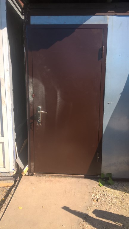 Установка стальных дверей Отрадное фото Двери железные Отрадное