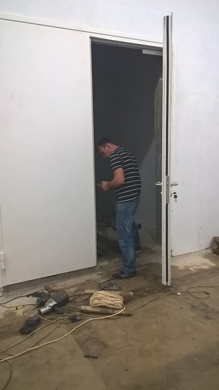 Двери стальные в тамбур Щербинка