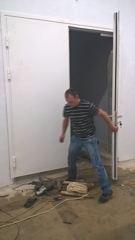 Тамбурные двери Сходня