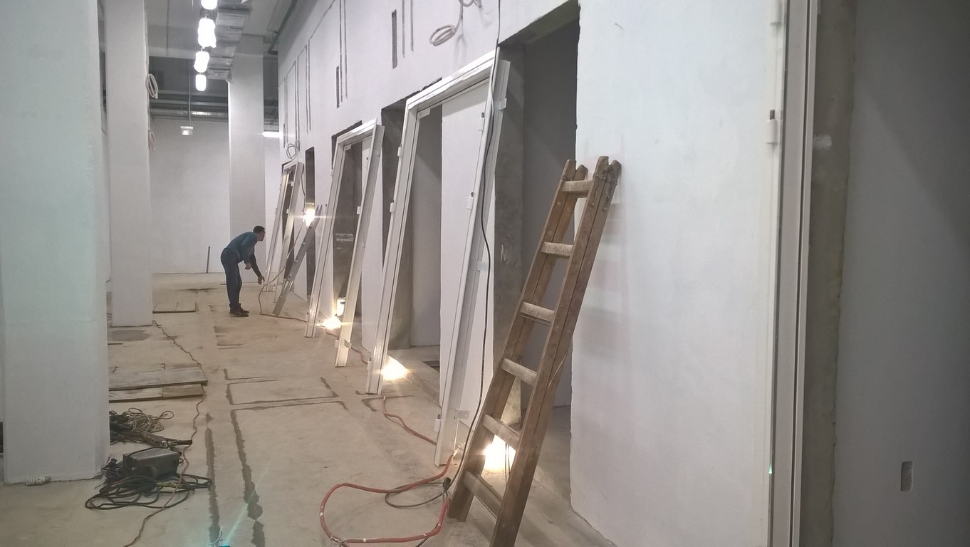 Установка стальных тамбурных дверей Сходня 