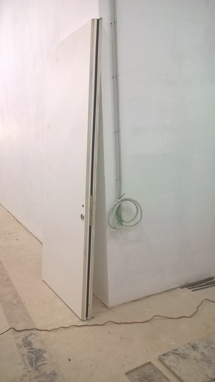 Двери в тумбур дешево