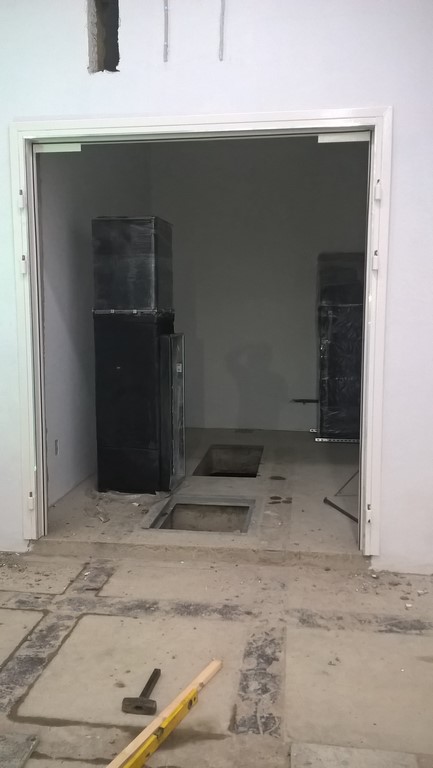 Установить стальную дверь в тамбур Балашиха