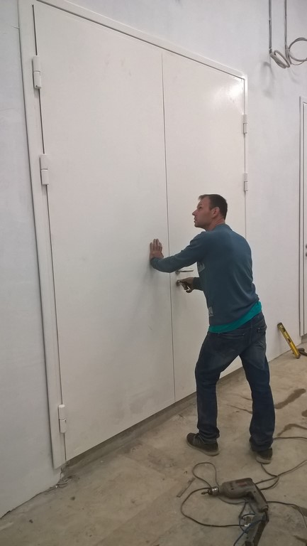 Тамбурные двери не дорого Кубинка