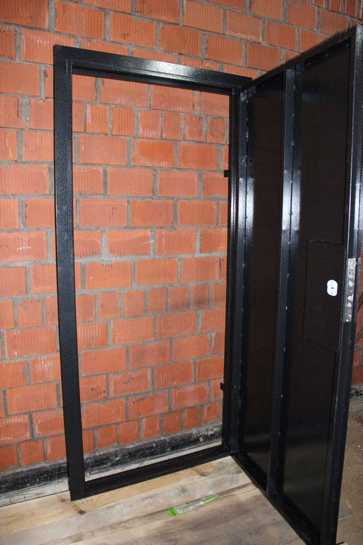 Тамбурные двери дешево с установкой