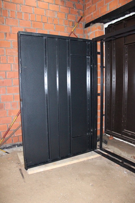 Где купить ворота распашные в гараж