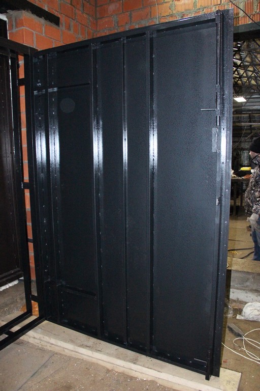 Ворота в гараж на заказ цена