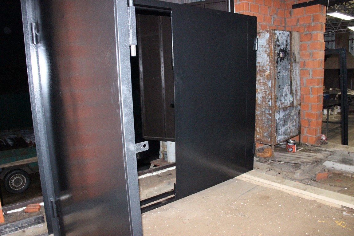 Изготовить гаражные распашные ворота в Волоколамске