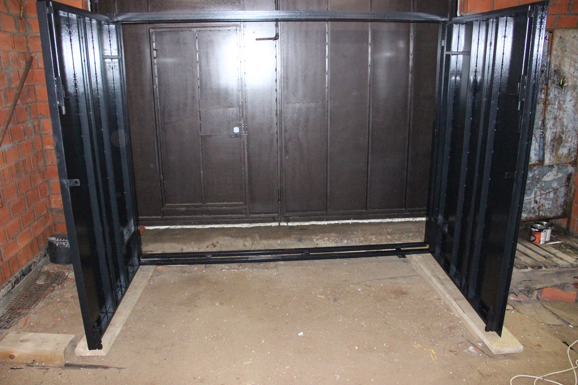 Распашные металлические ворота Лобня Ворота для гаража в Лобне