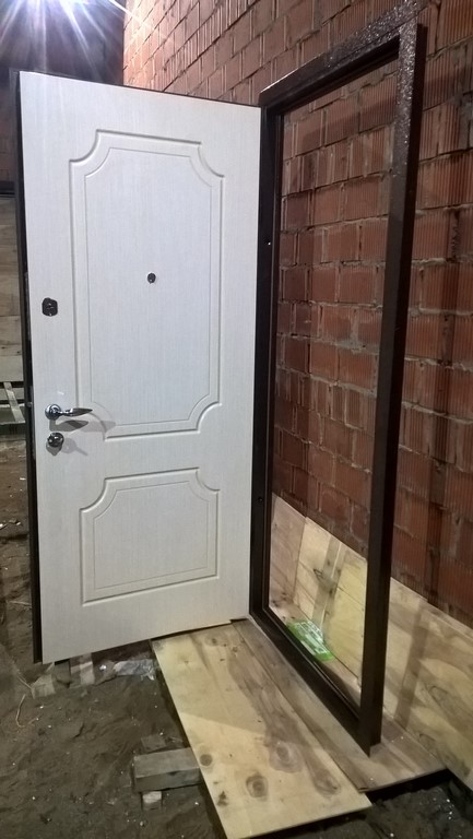 Производственные двери недорого