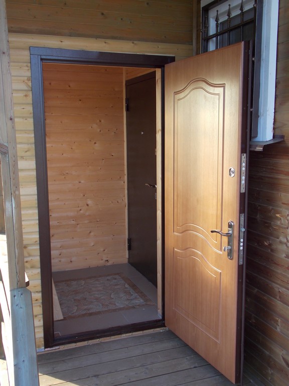 Зеленоград двери дачные с утеплением Морозостойкие двери в частный дом Андреевка