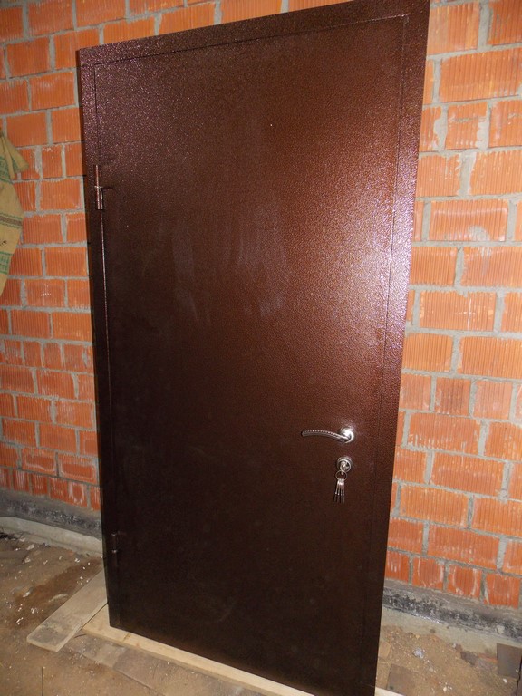 Стальные двери с распродажи Подольск