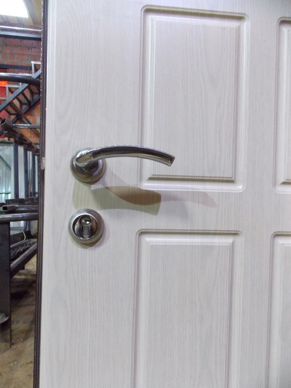 Дешевые двери для частного дома Балашиха Утепленные двери для дачи Балашиха