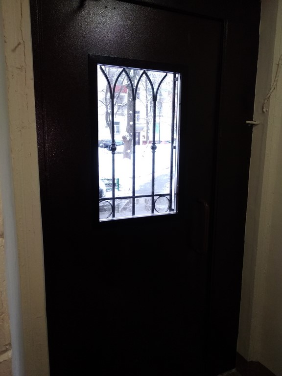 Стальные двери купить в Новогорске