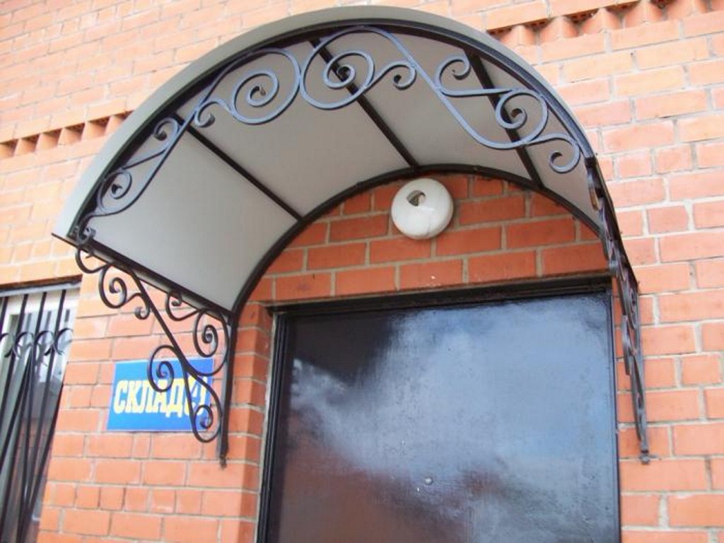 Кованый козырек №1